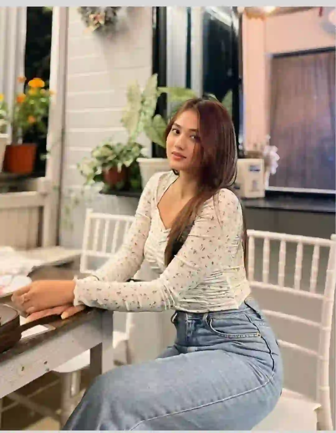 Agra companion profile